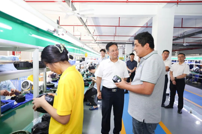 梁丁盛調研重點工業企業 深化電子產品研發創新，筑牢高質量發展根基
